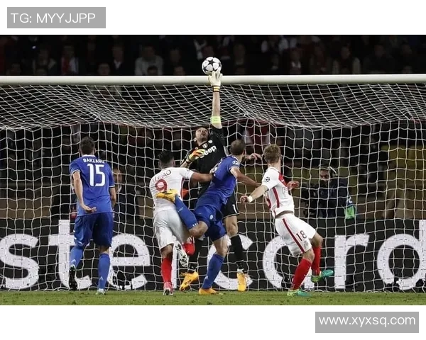 克里米亚足球球星的崛起与挑战：从国内赛场到国际舞台的传奇之路